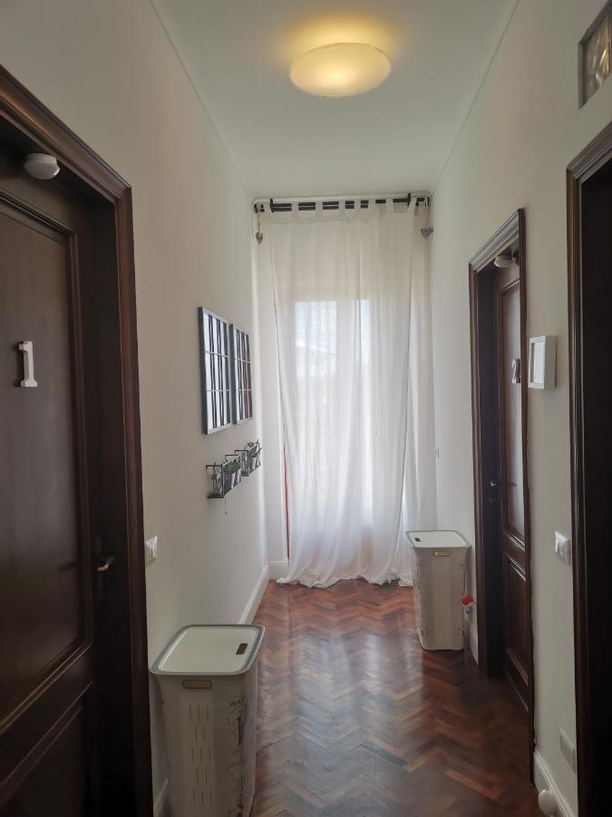 Villa Flora Affittacamere Luni ภายนอก รูปภาพ