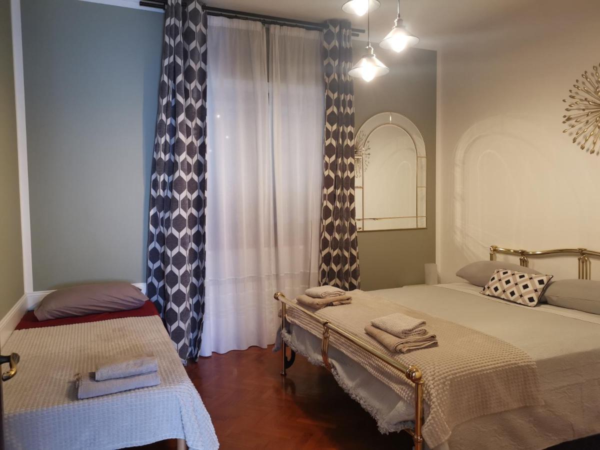 Villa Flora Affittacamere Luni ภายนอก รูปภาพ
